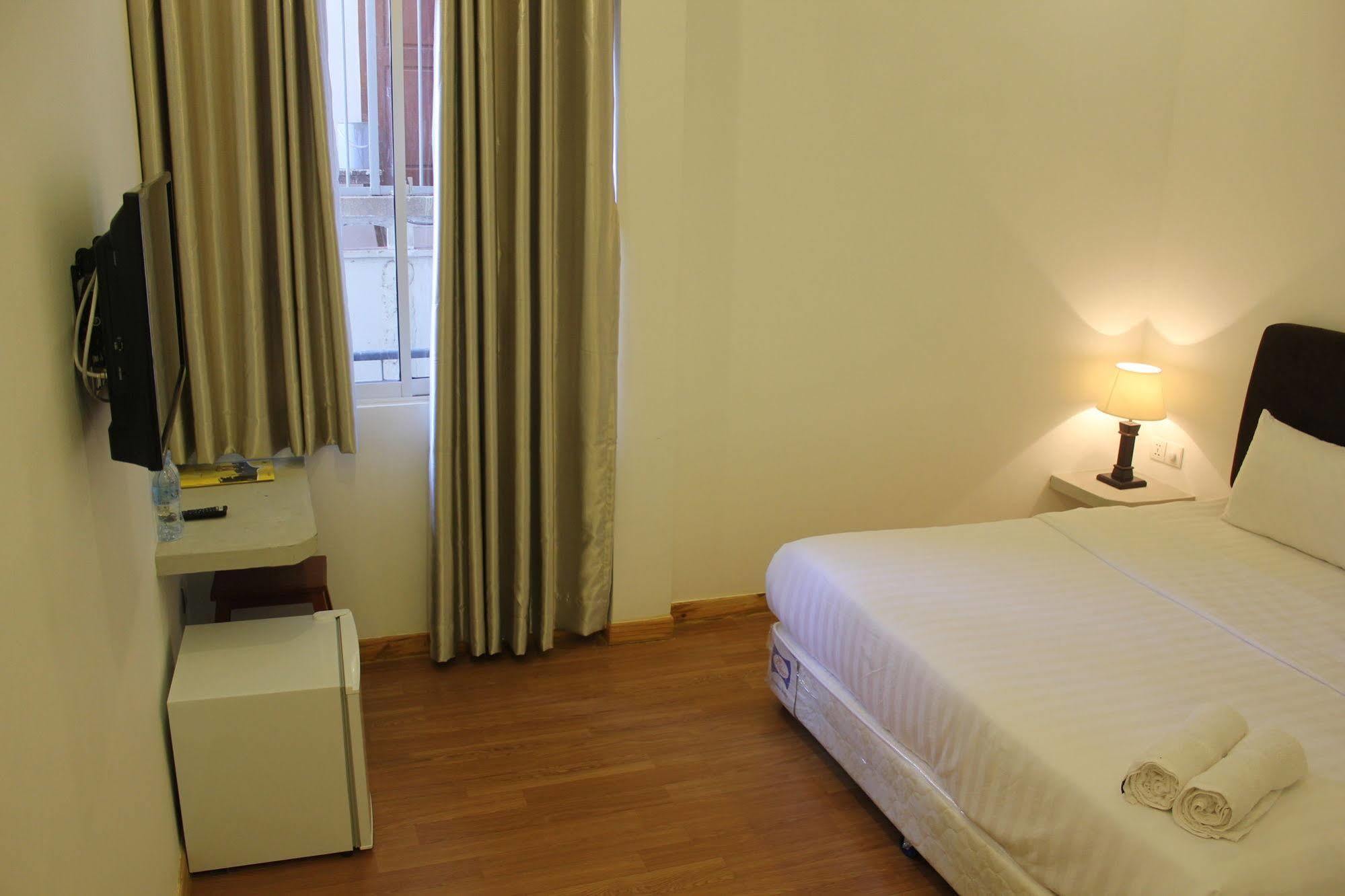 Secrets Hotel Cambodia Phnom Penh Exterior foto